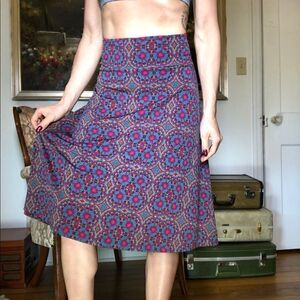 Lularoe flowy beautiful skirt 